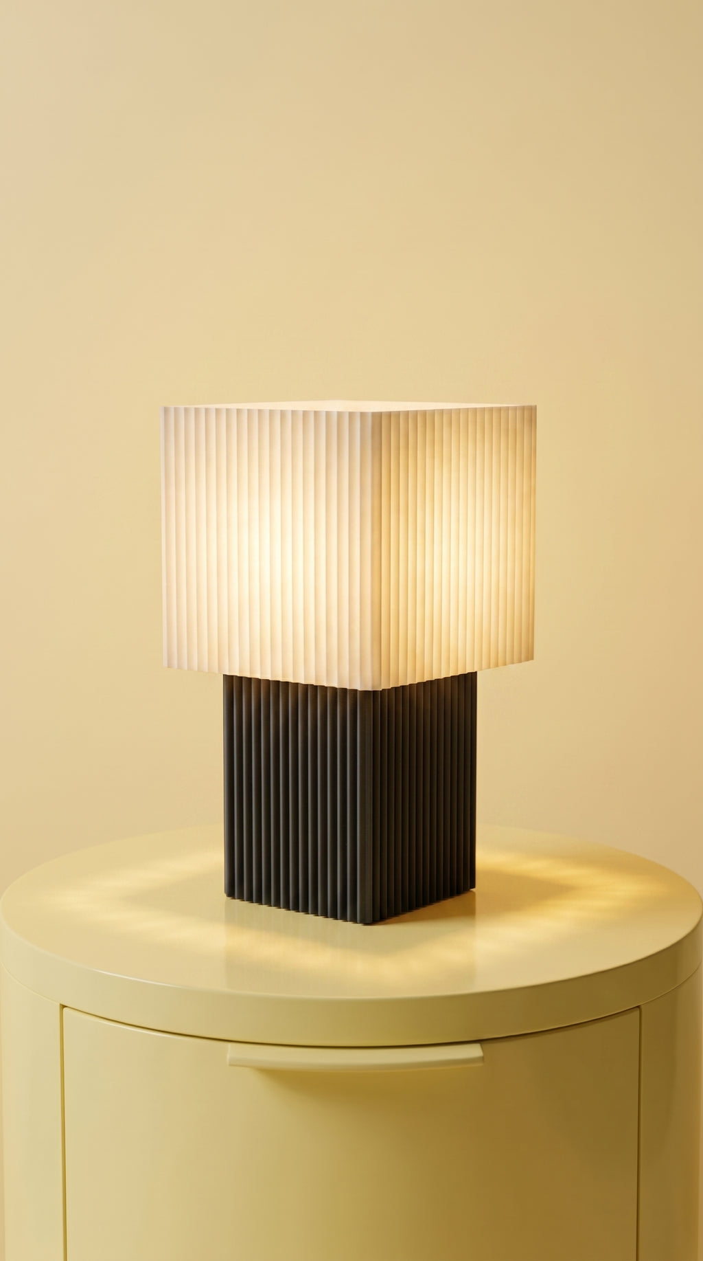 Kuub Desk Lamp