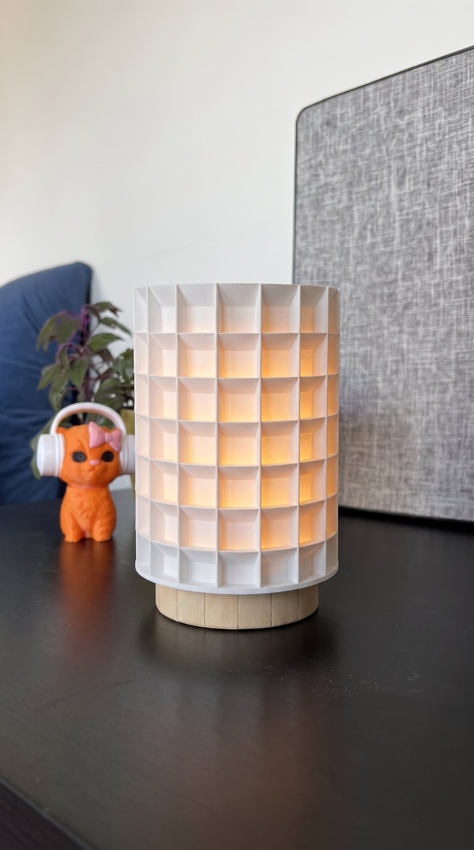 Cork Glow Table Lamp