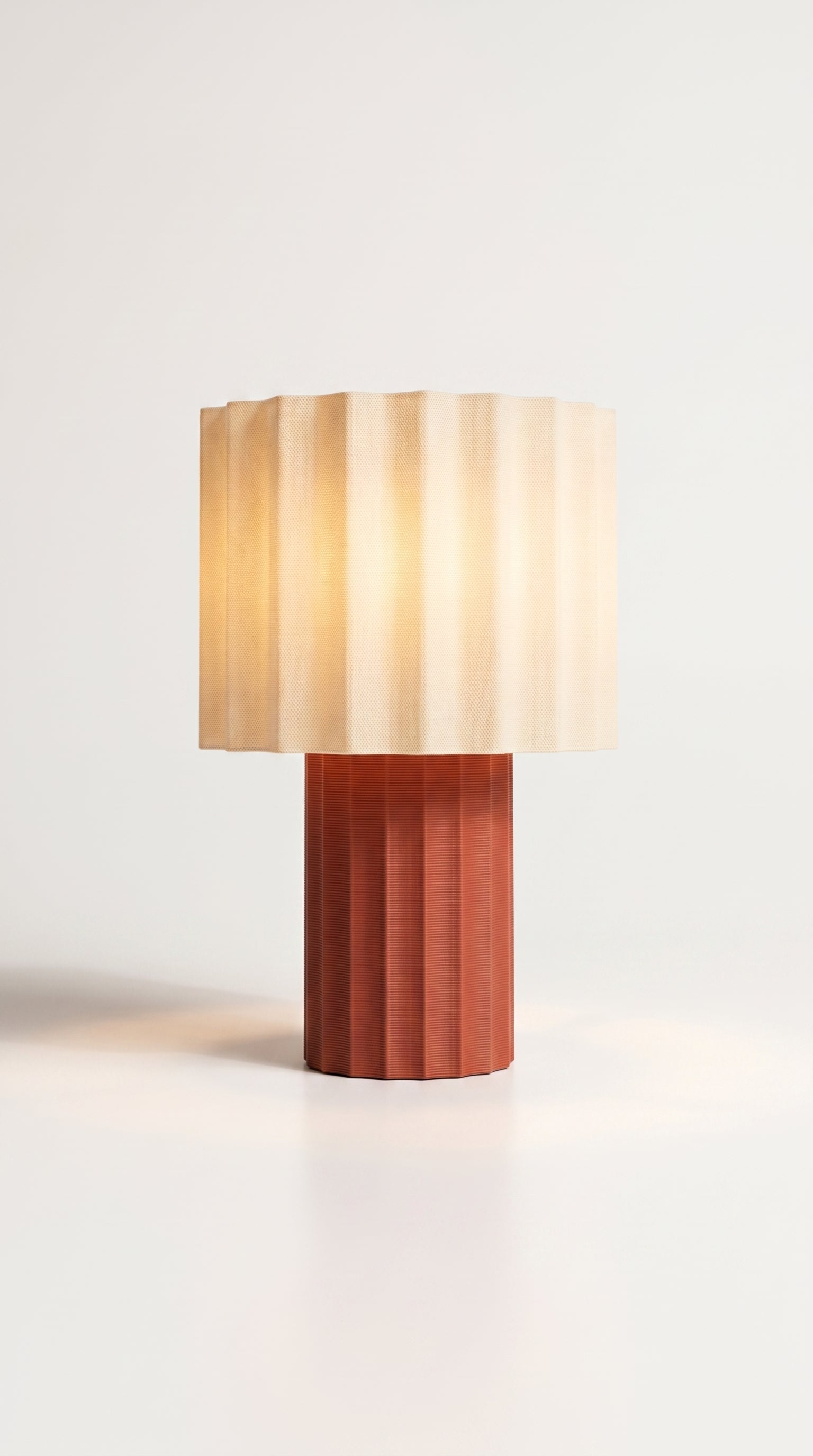 Flor Scalloped  Lamp