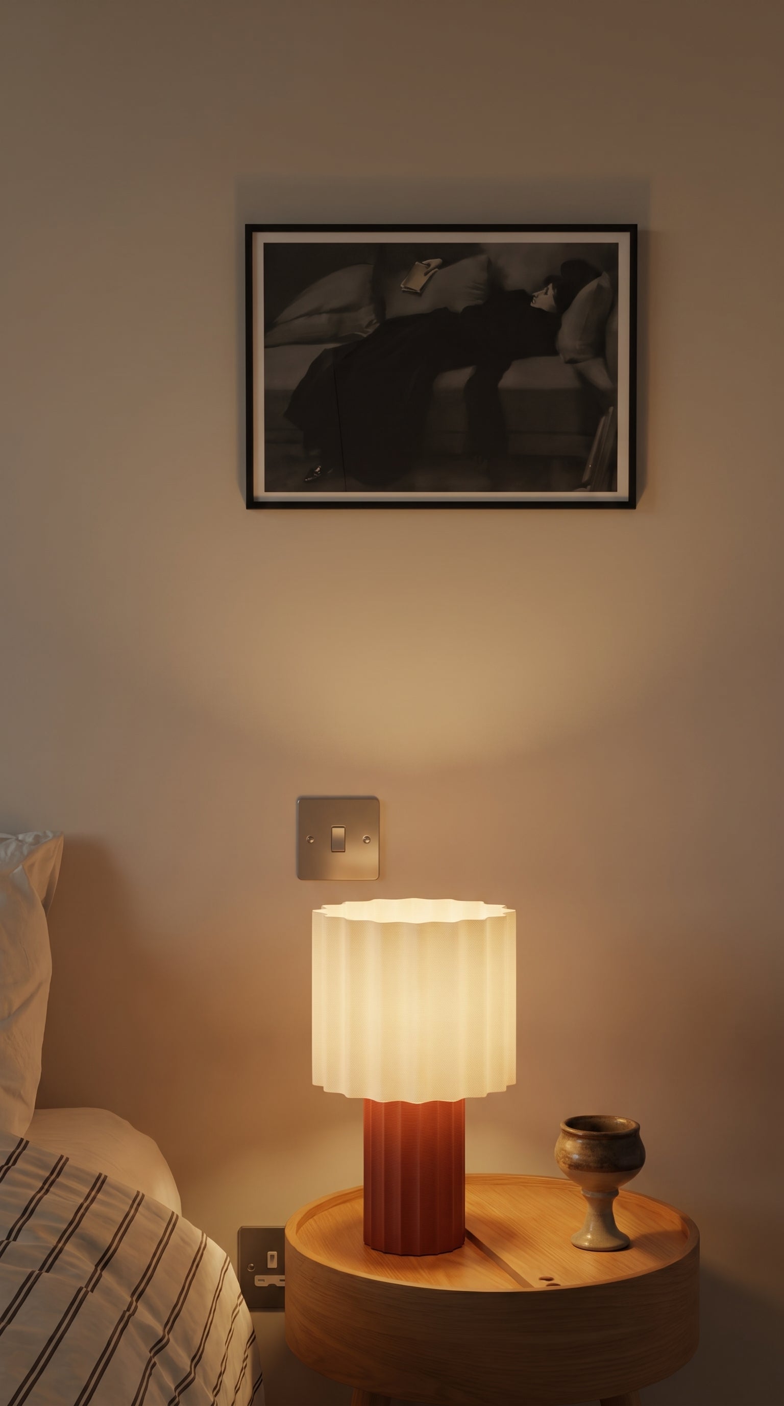 Flor Scalloped  Lamp