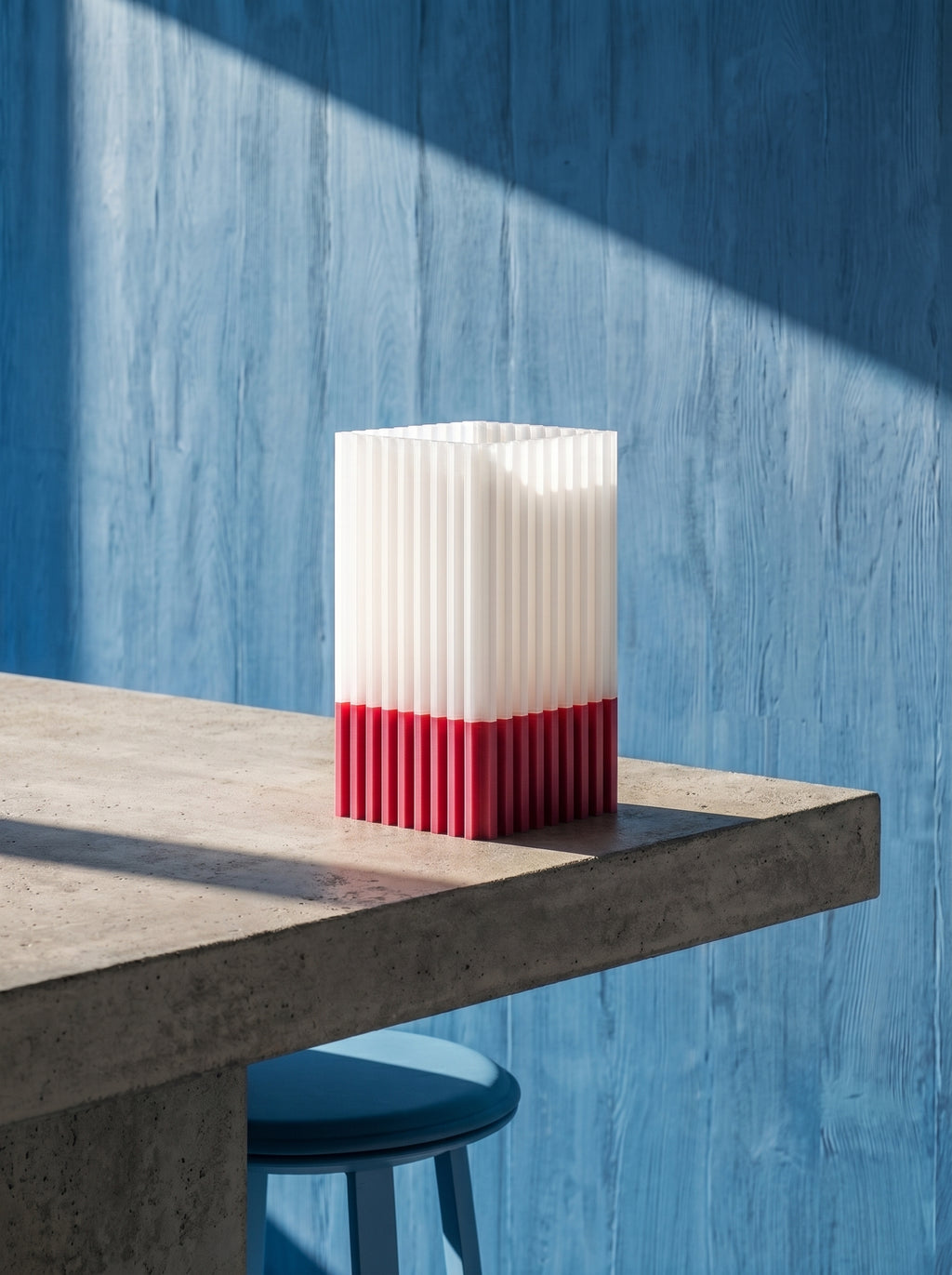 Ember table lamp in daylight
